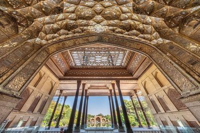 The cheapest Isfahan tour