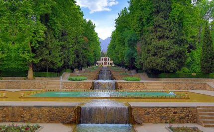 Rayen Castle tour with Shazdeh Garden