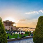 اصفهان گردی اصفهان تورز کاخ عالی قاپو اصفهان