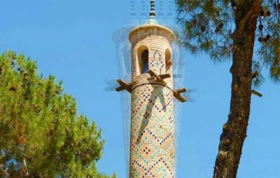 ساعت تکان دادن منارجنبان اصفهان