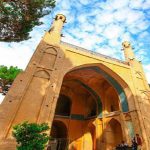 علت لرزش منارجنبان اصفهان چیست