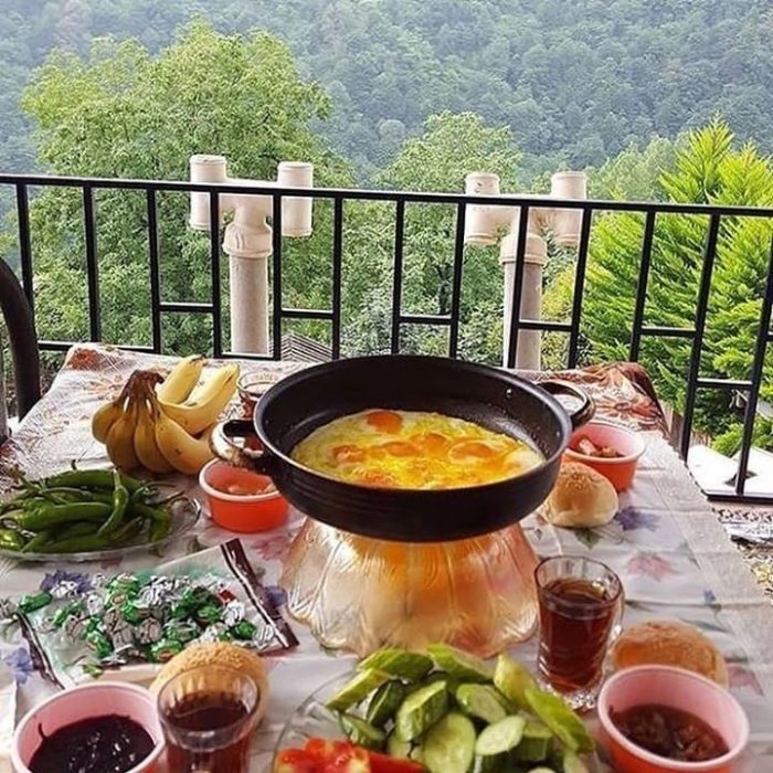 رستوران خاور خانم چابکسر