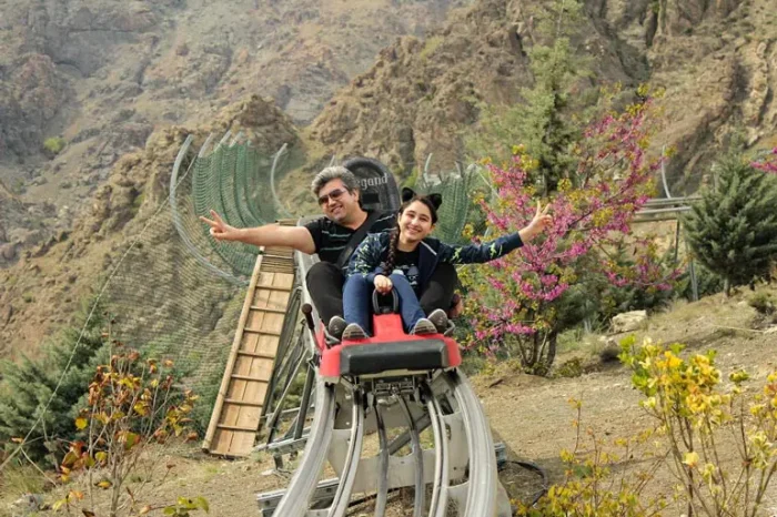 سورتمه توچال تور توچال از تهران، دربند و درکه(تهران گردی یکروزه)