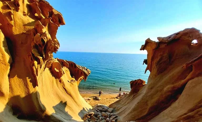 تور ساحل مکسر از شیراز، اصفهان (یکروزه)